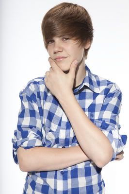 2011 Justin Bieber Wallpapers normal_OUT25032859.j